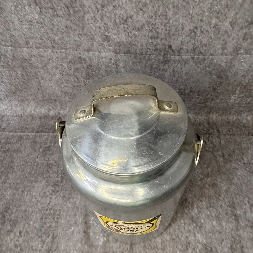 Vintage Leyse Priscilla Ware Aluminum 4 Quart 1 Gallon Milk Can Lid Wire Handle